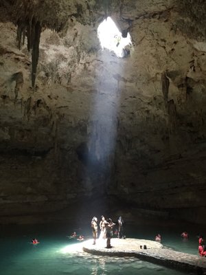 Cenote Suytun by null