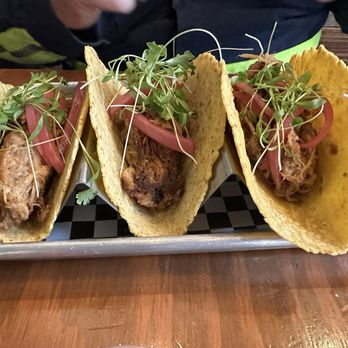 Cast Iron Trading - Carne asada tacos - Beer Bar Near Me - Stockton, California
