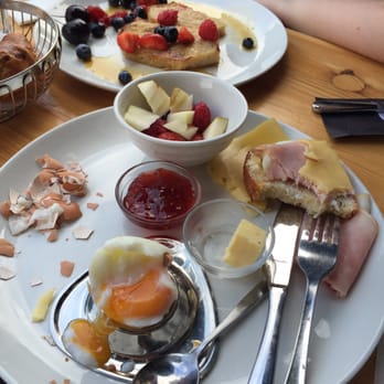 Bar Bukowski - Bukowski full breakfast and French toast. - Breakfast & Brunch Near Me - Amsterdam, New Hampshire Bar Bukowski - Bukowski full breakfast and French toast. - Breakfast & Brunch Near Me - Amsterdam, New Hampshire