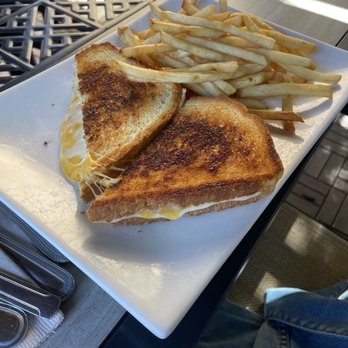 Vic's - Grilled cheese - Breakfast & Brunch Near Me - Martinez, California Vic's - Grilled cheese - Breakfast & Brunch Near Me - Martinez, California