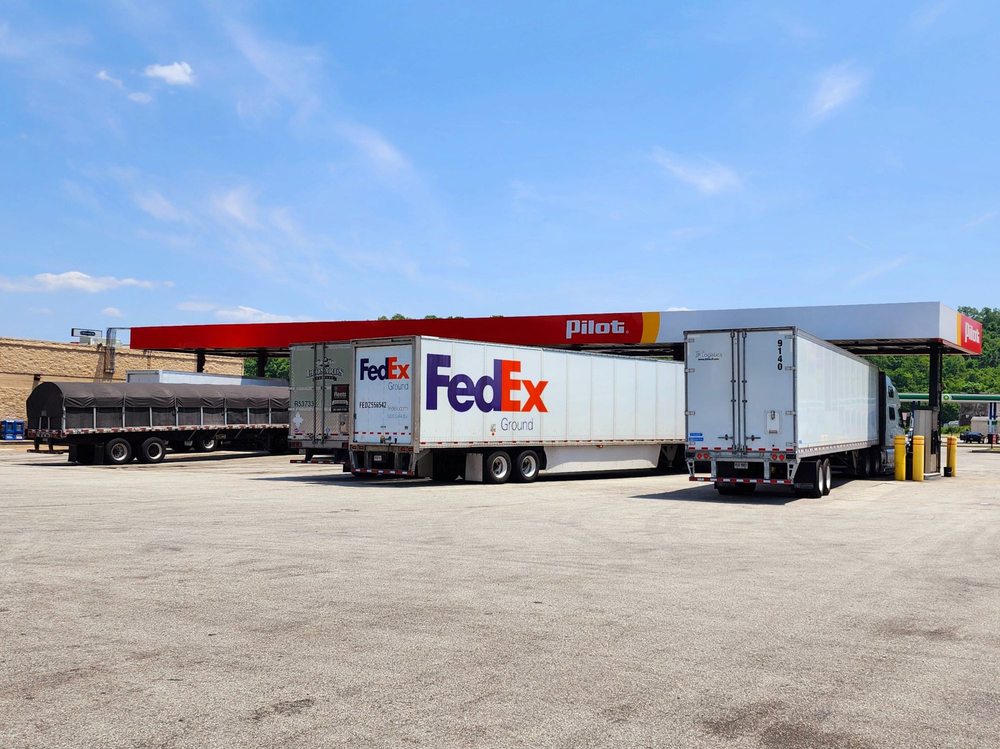 PILOT TRAVEL CENTER Updated July 2024 36 Photos 205 Wilson Rd