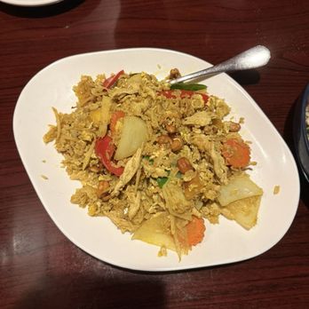 Montien Thai Restaurant - Thai Near Me - Boston, Massachusetts