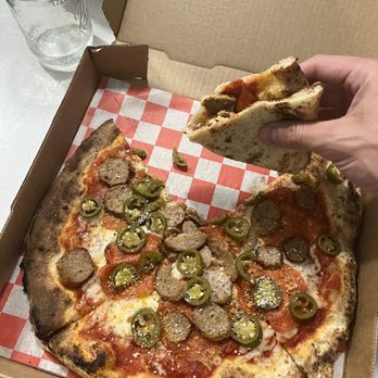 Street Crust Pizza - Spicy Italian Pizza - Food Trucks Near Me - Tampa, Florida Street Crust Pizza - Spicy Italian Pizza - Food Trucks Near Me - Tampa, Florida