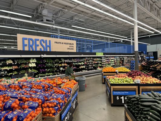 Walmart Supercenter by null