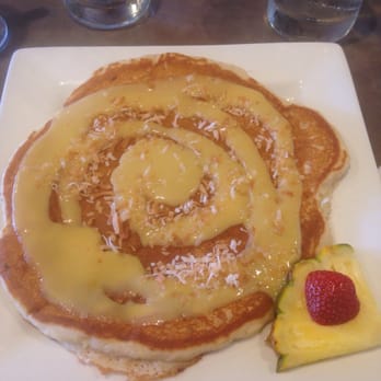 Moena Café - Banana chantilly - Cafes Near Me - Honolulu, Hawaii Moena Café - Banana chantilly - Cafes Near Me - Honolulu, Hawaii