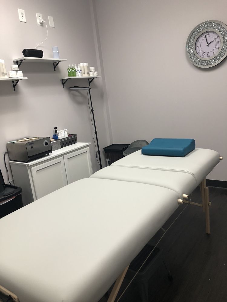 BARE BEAUTY WAXING Updated August 2024 10 Photos 4710 Lebanon Pike, Hermitage, Tennessee