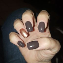 Acrylic refill, fall nail colors