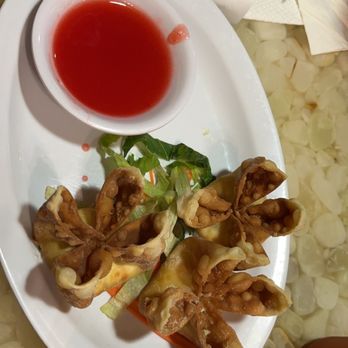Thai Sticky Rice  - Crab Rangoon (4)  (ate one more the picture) - Thai Near Me - Corpus Christi, Texas