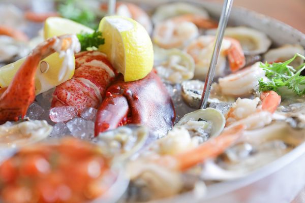 Blu Oyster Sushi & Seafood by null