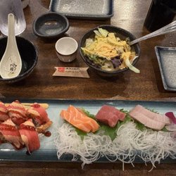 Akiko - Aikiko lunch special with Shaggy Dog Roll