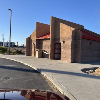 Stephanie Lynn Craig Park - Bathroom area - Parks Near Me - Henderson, Nevada Stephanie Lynn Craig Park - Bathroom area - Parks Near Me - Henderson, Nevada
