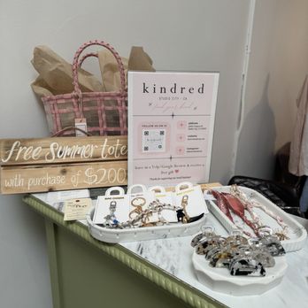 Kindred Studio City - Accessories/ jewelry - Women's Clothing Near Me - Studio City, California
