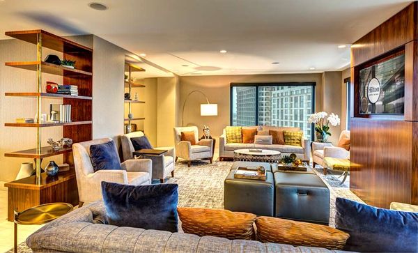 Hilton Norfolk The Main by null