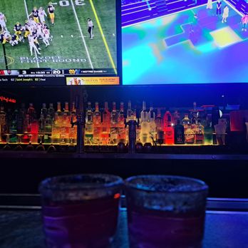 CELEBRITIES SPORTS GRILL - Updated May 2026 - 228 Photos & 302 Reviews