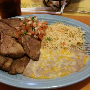 Mariscos Altamar - Carnitas plate - Mexican Near Me - Albuquerque, New Mexico