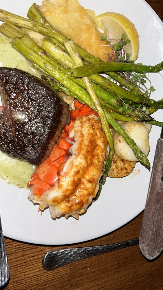 YOUELL’S OYSTER HOUSE Updated August 2024 419 Photos & 424 Reviews