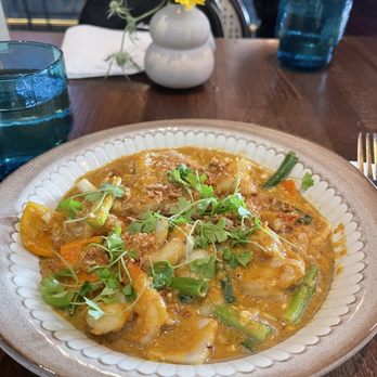 Chalong - Goong Karee (Contain dairy) - Thai Near Me - New York, New York Chalong - Goong Karee (Contain dairy) - Thai Near Me - New York, New York