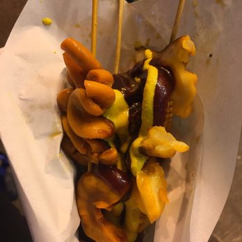 肥姐小食店 - Triple gems - Octopus- Turkey Liver - Small intestines ;) - Street Vendors Near Me - Hong Kong, HK