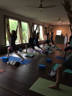 Stone Wave Yoga by null