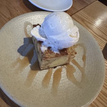 Buttonwood - Banana bread pudding - New American Near Me - Newton, Massachusetts Buttonwood - Banana bread pudding - New American Near Me - Newton, Massachusetts