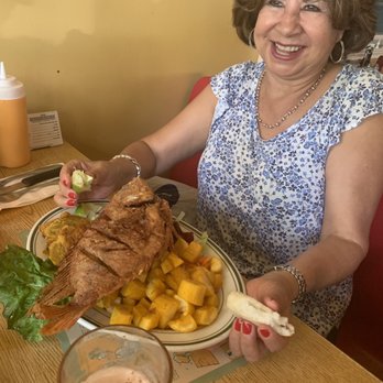 Pollos Mario 83 - Ofelia with dinner - Seafood Near Me - Jackson Heights, New York Pollos Mario 83 - Ofelia with dinner - Seafood Near Me - Jackson Heights, New York