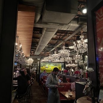 Town Hearth - Inside - American Near Me - Dallas, Texas