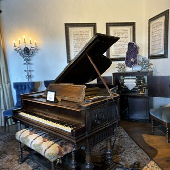 Wrigley Mansion - The living room's grand piano - Venues & Event Spaces Near Me - Phoenix, Arizona Wrigley Mansion - The living room's grand piano - Venues & Event Spaces Near Me - Phoenix, Arizona