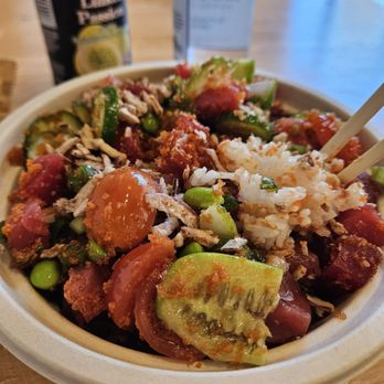 Poké House - San Mateo - Build your own Pokè bowl - Poke Near Me - San Mateo, California