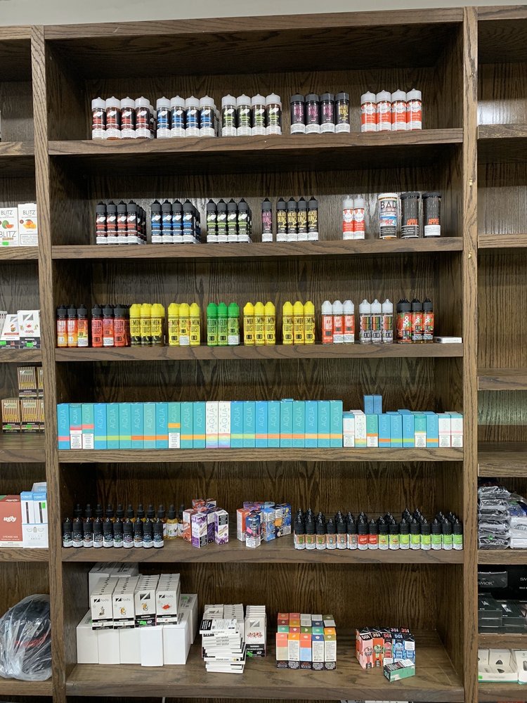 SAM’S TOBACCO Updated October 2024 27 Photos 526 Pinson Rd