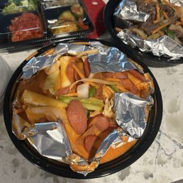 Rose Tteokbokki & Beef Bulgogi Rose Tteokbokki & Beef Bulgogi