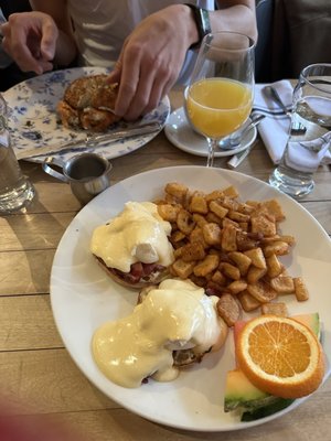 Les Enfants Terribles — Outremont by null