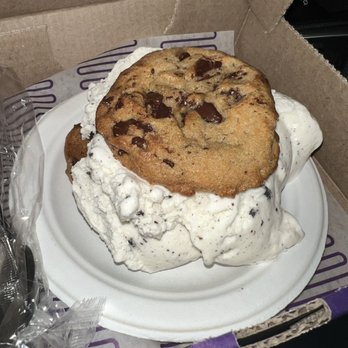 Insomnia Cookies - Desserts Near Me - New York, New York Insomnia Cookies - Desserts Near Me - New York, New York
