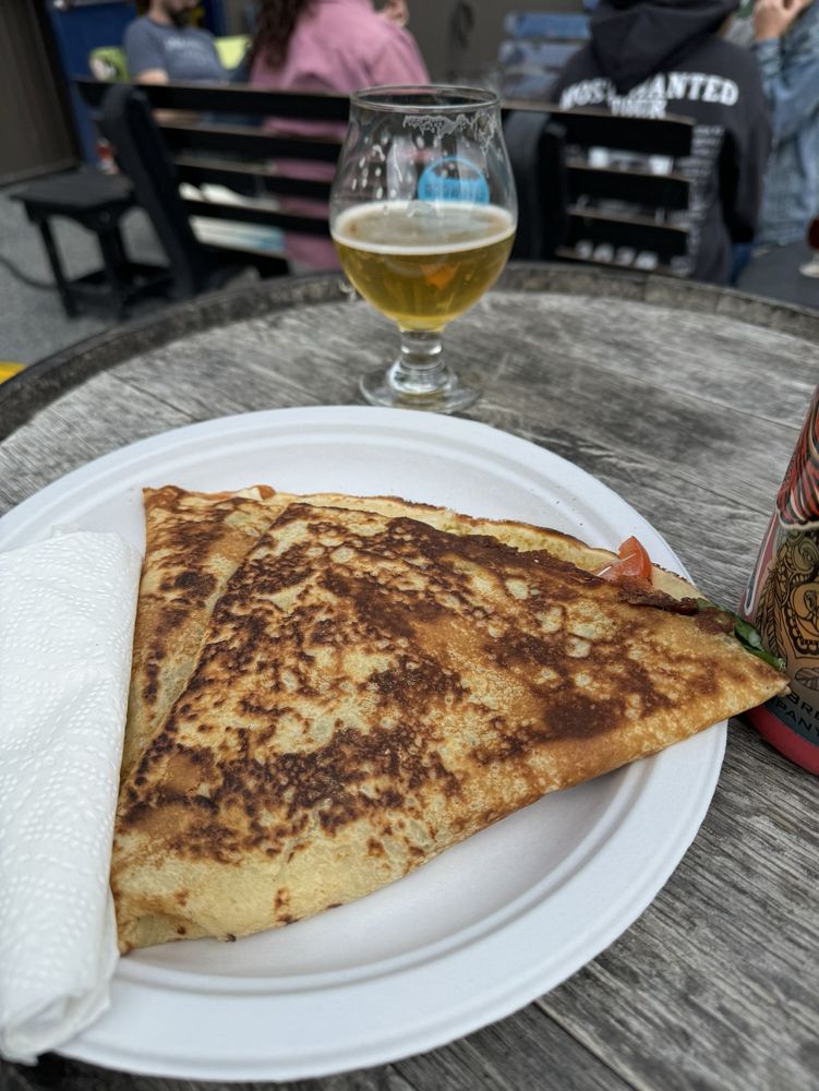 Crepes De Paris Logo