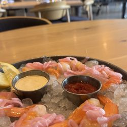 Shrimp & cocktail sauce