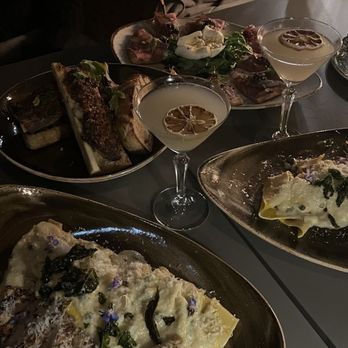 Shelby's Rooftop Lounge - Previous visit of the pasta, flatbread pizza, and bone marrow - Lounges Near Me - San Francisco, California Shelby's Rooftop Lounge - Previous visit of the pasta, flatbread pizza, and bone marrow - Lounges Near Me - San Francisco, California