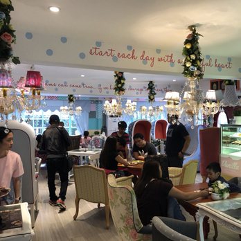 Vanilla Cupcake - Cupcakes Near Me - Baguio, BEN