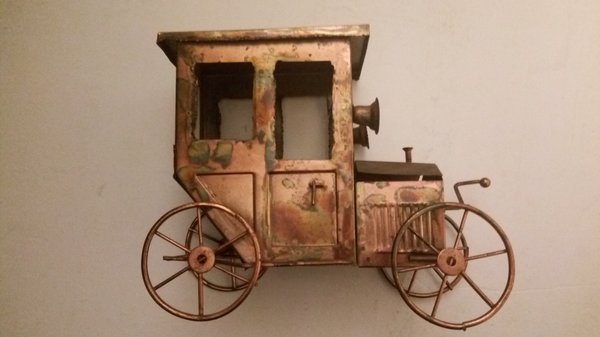 Martine's Antiques by null