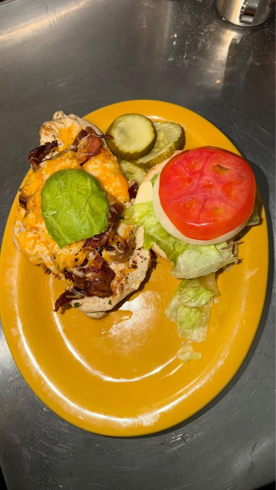 Food from Steinwehr Diner
