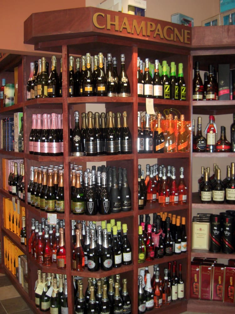 HURLEY WINE & LIQUOR MARKET Updated September 2024 25 Photos & 10 Reviews 295 NY375, West