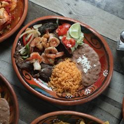 El Mexican Restaurant