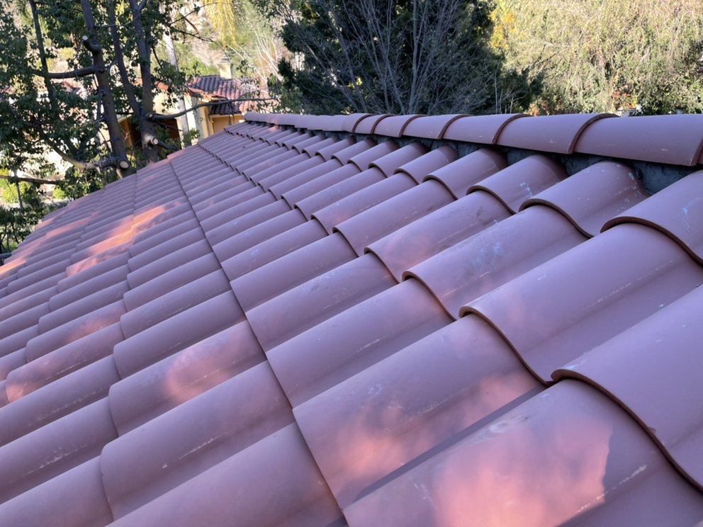 Slide of Gonzalo Roofing
