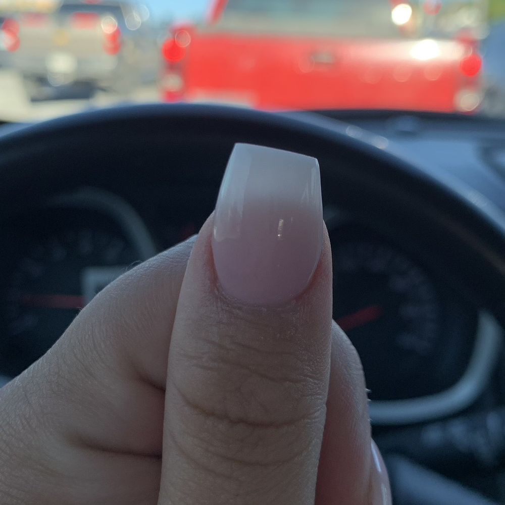 Contour Nail Bar - Crooked nail - Waxing Near Me - Omaha, Nebraska