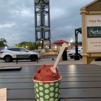 Gelato LaCarraia - Raspberry sorbet - Desserts Near Me - Orlando, Florida