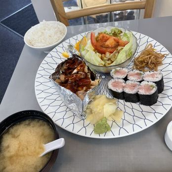 Miya Sushi - The lunch special is a nice amount of food. Currently under $16. - Sushi Bars Near Me - Valley Village, California Miya Sushi - The lunch special is a nice amount of food. Currently under $16. - Sushi Bars Near Me - Valley Village, California