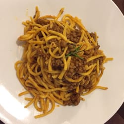 Castagnetum Hostaria - Fresh spaghetti with ragu