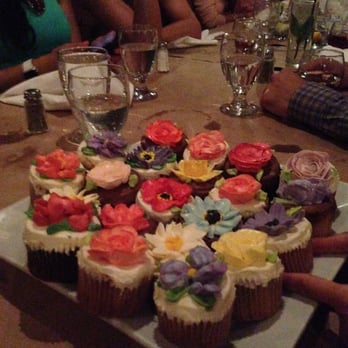 Cupcake Cafe - My kinda bouquet! - Coffee & Tea Near Me - New York, New York