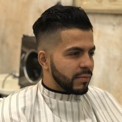 Hairitage Barber Company - Skin fade with slight undercut