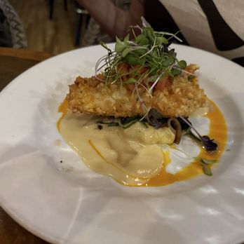 Mauka Bar and Grill - Macadamia encrusted ono - Cocktail Bars Near Me - Kamuela, Hawaii