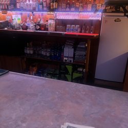 Jasper's Tavern - Cash only but they have an ATM machine.