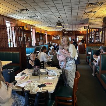 Vic's Italian Restaurant - Inside - Pizza Near Me - Bradley Beach, New Jersey Vic's Italian Restaurant - Inside - Pizza Near Me - Bradley Beach, New Jersey